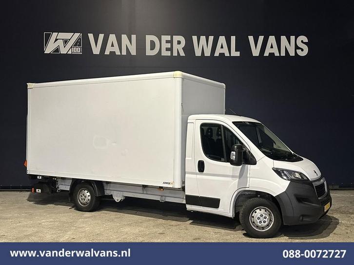 Peugeot Boxer | 2.2 BlueHDi 141pk Bakwagen Laadklep Euro6, Auto's, Bestelauto's, Dealer onderhouden, Lease, Handgeschakeld, Diesel
