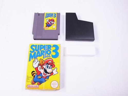 NES - Super Mario Bros 3 - Boxed (D-Grading), Spelcomputers en Games, Games | Nintendo NES, Ophalen of Verzenden
