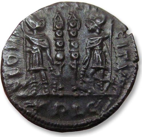 Romeinse Rijk. Constantine II as Caesar. Follis Lugdunum, Postzegels en Munten, Munten | Europa | Niet-Euromunten