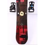155 snowboard BURTON RADIUS WIDE, black/red, woodcore, FLATt, Sport en Fitness, Verzenden, Gebruikt, Board