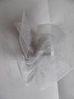 Polscorsage Bow Chic White Tule stuk Polscorsage, Ophalen of Verzenden, Nieuw