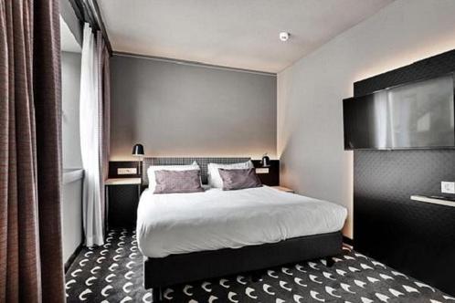 Studio Willemsplein in Arnhem, Huizen en Kamers, Kamers te huur, 20 tot 35 m², Arnhem