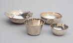Vier zilveren schaaltjes. India, 20e eeuw., Antiek en Kunst