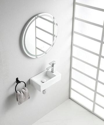 Rhea M fontein links - rechts 40 x 22 x 11 cm keramiek glans beschikbaar voor biedingen