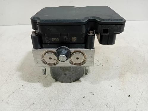 Abs pomp Opel Corsa E 1.0 39011871, Auto-onderdelen, Remmen en Aandrijving, ARN erkend, Stiba lid, Erkend duurzaam, Gebruikt, Herkomst onderdeel bekend