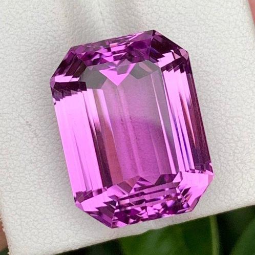 1 pcs Paars, Roze Kunziet - 32.69 ct - nternational Colored, Sieraden, Tassen en Uiterlijk, Edelstenen