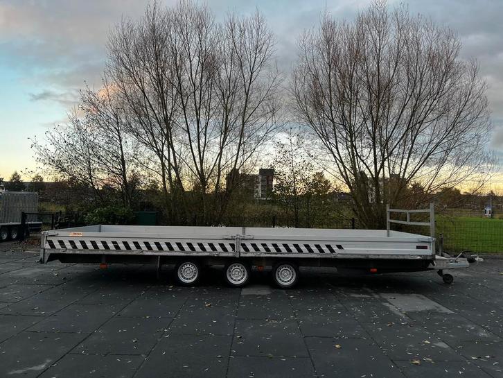UNIEKE 7MTR Plateauwagen 7 x 2.35mtr 3-asser  3500 kg BJ2019, Auto diversen, Aanhangers en Bagagewagens, Gebruikt, Ophalen