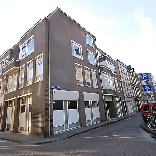 Gemeubileerd appartement met balkon en inloopdouche, Huizen en Kamers, Huizen te huur, Direct bij eigenaar, Appartement