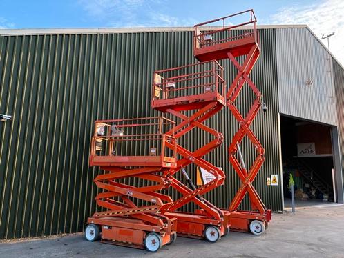 Opruiming. hoogwerker / schaarlift 8m JLG Genie Skyjack, Zakelijke goederen, Machines en Bouw | Liften, Steigers en Ladders