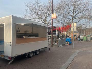 Te huur: Snackwagen op elektrisch, 4 x 17 kw beschikbaar voor biedingen