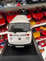 Minichamps 1:43 - Model bestelwagen - Volkswagen VW T2, Hobby en Vrije tijd, Modelauto's | 1:5 tot 1:12, Nieuw