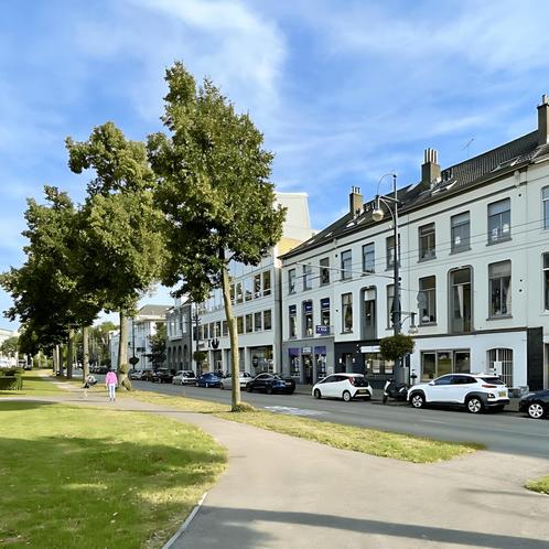 Studio met Balkon aan Jansbinnensingel in Arnhem gevonden in, Huizen en Kamers, Kamers te huur, 20 tot 35 m², Arnhem