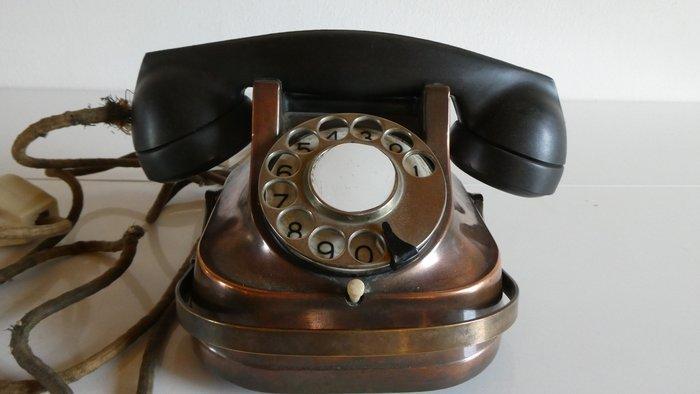 Atea RTT 56B - Analoge telefoon - Koper, Bakeliet, Antiek en Kunst, Kunst | Designobjecten