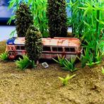 TOMIX - Diorama Abandoned Bus Diorama (Custom Weathered) -, Hobby en Vrije tijd, Nieuw