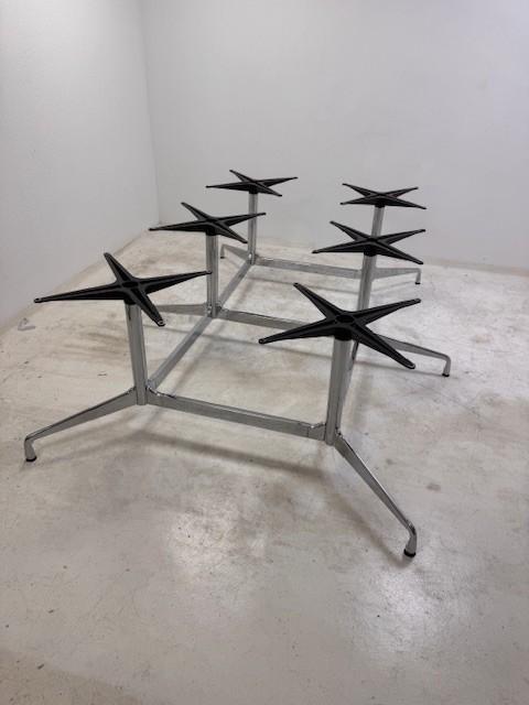 Vitra Eames Segmented frame 240x180cm voor blad 300x200, Zakelijke goederen, Kantoor en Winkelinrichting | Kantoormeubilair en Inrichting