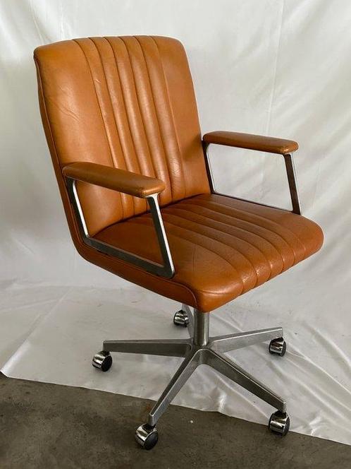 Fauteuil - Chroom, Leder - Chroom metalen fauteuil in, Antiek en Kunst, Kunst | Designobjecten