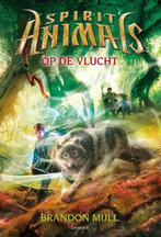 Op de vlucht / Spirit Animals / 2 9789025866761 Brandon Mull, Boeken, Kinderboeken | Jeugd | 10 tot 12 jaar, Verzenden, Gelezen