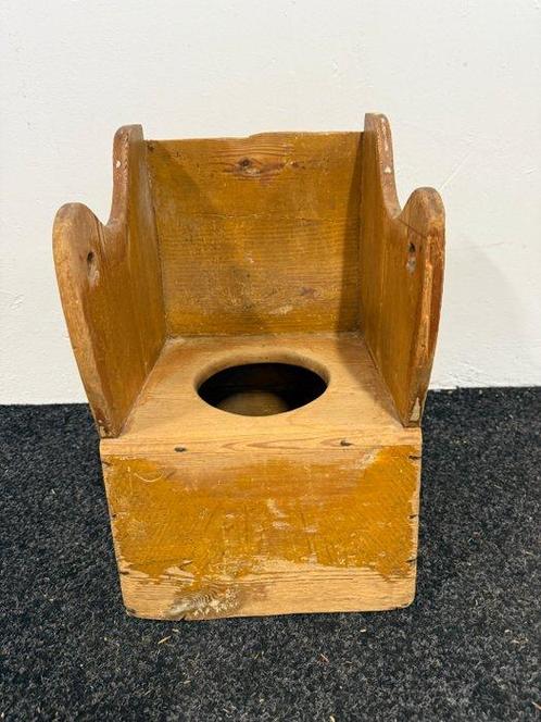 Kinderstoel - Hout - Zweedse Po-stoel, Antiek en Kunst, Curiosa en Brocante