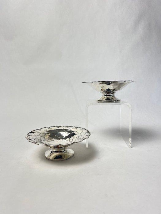 Mappin & Webb - Tazza (2) - compotes - .925 zilver, Antiek en Kunst, Antiek | Goud en Zilver
