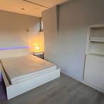 Kamer in studentenhuis gevonden in Enschede, Huizen en Kamers, (Studenten)kamer, Direct bij eigenaar, Enschede