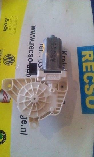 VW Passat B8 3G Ruiten ruit motor Links Voor 5Q4959801B, Auto-onderdelen, Ruiten en Toebehoren, Verzenden