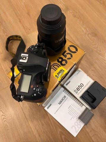 Nikon D850 + AF-S NIKKOR 28-300mm 1:3.5-1:5.6 VR ED Digitale beschikbaar voor biedingen