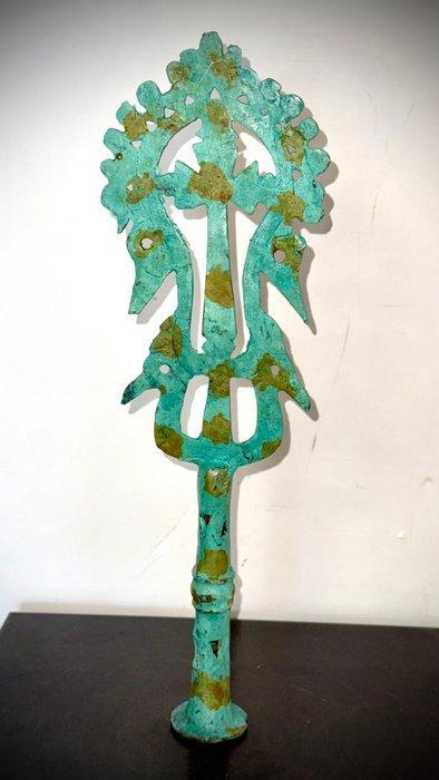 Abdoulaye Derme - Sculptuuur voor buiten, Croix Copte, Antiek en Kunst, Curiosa en Brocante