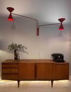 Juanma Lizana Studio - Wandlamp - RAL 3002 - Vleermuizen