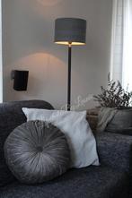 Rond velvet kussen Dark grey 40 cm, Huis en Inrichting, Woonaccessoires | Kussens, Ophalen of Verzenden, Nieuw