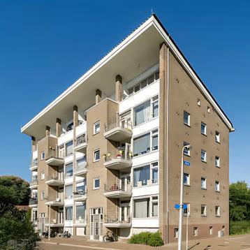 Appartement met balkon en 3 slaapkamers beschikbaar voor biedingen