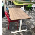 (MDK-105155) Kwadrant tafel nieuw, Huis en Inrichting, Bureaus, Ophalen of Verzenden, Nieuw
