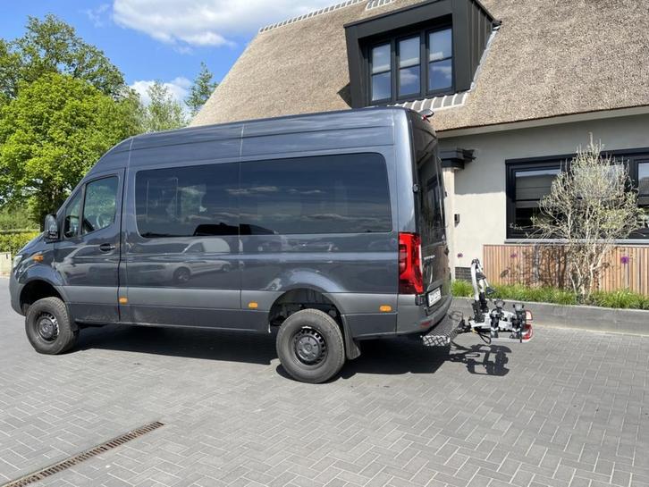 Buscamper fietsendrager neerklapbaar met instap, Auto diversen, Fietsendragers, Trekhaakdrager, Nieuw, 2 fietsen, Brede banden
