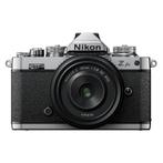 Nikon Z fc + 28mm SE Zwart (Demo) - 5 jaar Garantie, Nieuw, Ophalen of Verzenden, Nikon