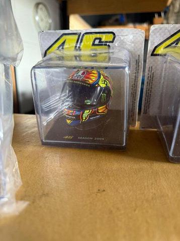 MotoGP - Valentino Rossi - 1:5 Sealed Helmets beschikbaar voor biedingen