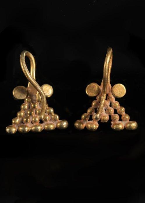 West-Aziatisch Goud Set oorbellen met gouden korrels, Antiek en Kunst, Antiek | Overige Antiek