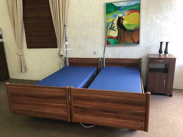 ZGAN 2.pers.Elektrisch Hoog Laag Bed Seniorenbedden senioren, Huis en Inrichting, Slaapkamer | Bedden, Zo goed als nieuw, Verstelbaar