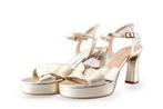 Unisa Pumps in maat 41 Goud | 10% extra korting, Kleding | Dames, Schoenen, Pumps, Overige kleuren, Verzenden, Zo goed als nieuw