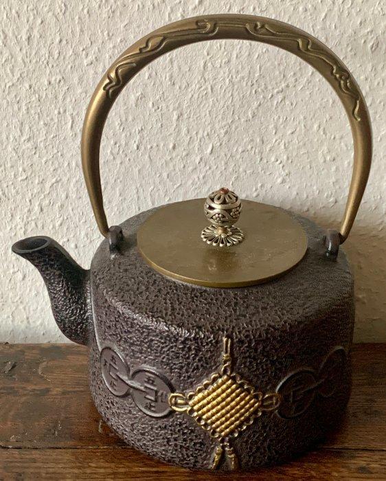 Theepot - IJzer, Antiek en Kunst, Antiek | Overige Antiek