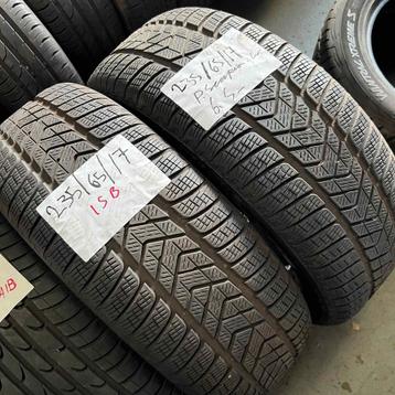 2 x Pirelli Scorpion Winter 235-65-17 Winterbanden 6,5mm beschikbaar voor biedingen