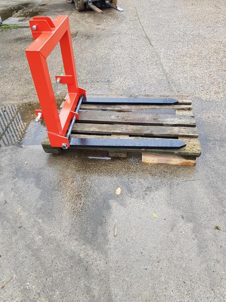 Palletdrager 750 kg met verstelbare lepels & 1000 kg en 1250, Zakelijke goederen, Agrarisch | Werktuigen, Akkerbouw, Bollenteelt