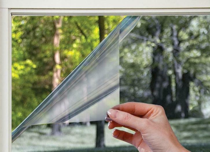 Verkleuring door zon? Kies zonwerend raamfolie met uv filter, Huis en Inrichting, Stoffering | Gordijnen en Lamellen, Nieuw