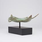 sculptuur, NO RESERVE PRICE - Patinated bronze Manta Ray -