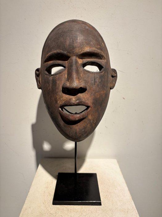 Dansmasker - Bakongo - Congo (Zonder Minimumprijs), Antiek en Kunst, Kunst | Niet-Westerse kunst