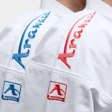 Arawaza Karatepak WKF Combo kit Rood & Blauw (Maat: 170) beschikbaar voor biedingen