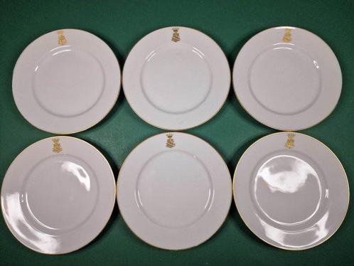 6 Armorial bread plates with noble family monogram, antique, Antiek en Kunst, Antiek | Glas en Kristal