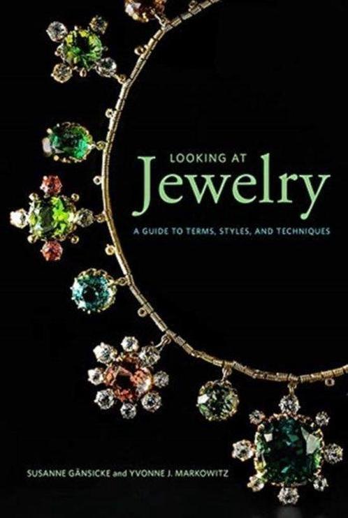 9781606065990 Looking at Jewelry (Looking at series) - A ..., Boeken, Studieboeken en Cursussen, Nieuw, Verzenden