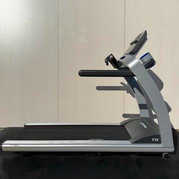 Loopband professioneel Life Fitness T5 Track Connect beschikbaar voor biedingen