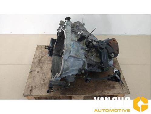 Versnellingsbak Hyundai IX35 O185933, Auto-onderdelen, Remmen en Aandrijving, Ophalen of Verzenden