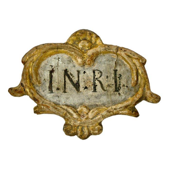 Cartiglio in cartapesta van een kruisbeeld. - Reclamebord -, Antiek en Kunst, Kunst | Niet-Westerse kunst