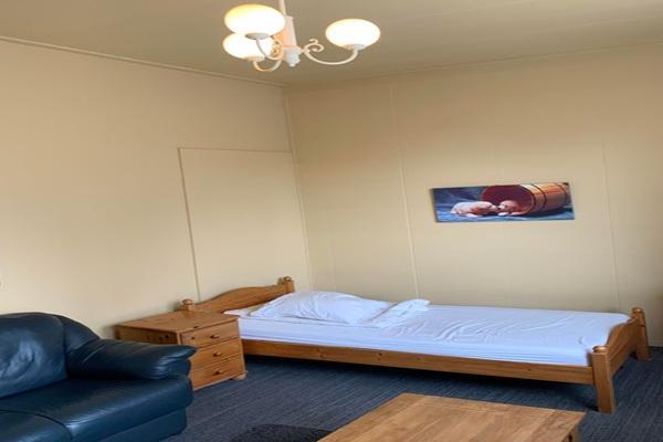 Studio Hoofdstraat in Sint Jansteen, Huizen en Kamers, Kamers te huur, 20 tot 35 m², Overige regio's